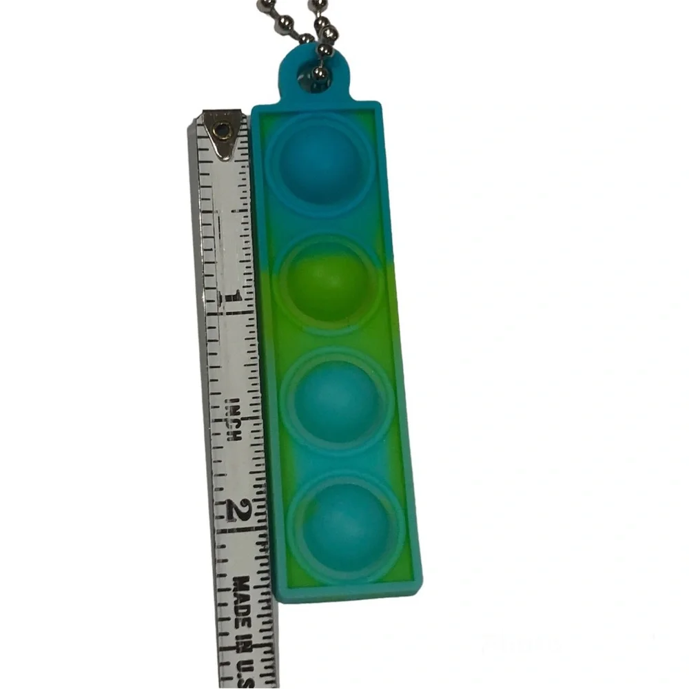 Mini Pop Fidget Keychain Set - Picture 7 of 8